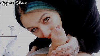 Suge toata pula acestui barbat iar el ramane impresionat de cum o face